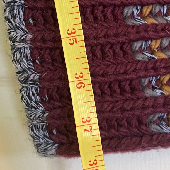 Roots infinity scarf - Picture 4 of 5